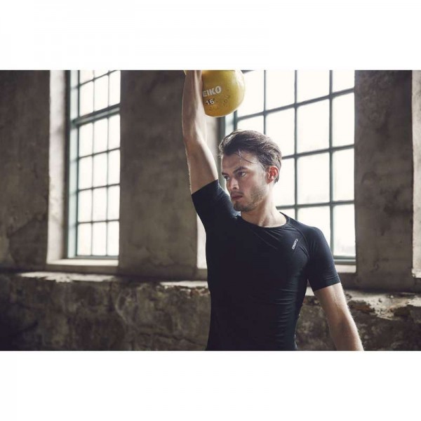 COOL INTENSITY Roundneck kurzarm-Unterhemd schwarz COOL INTENSITY Roundneck kurzarm-Unterhemd schwarz