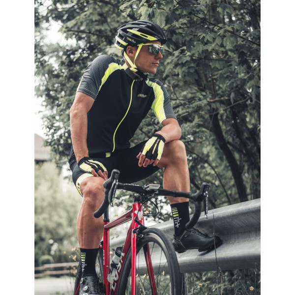 ATTACK Radtrikot kurzarm schwarz/neongelb ATTACK Radtrikot kurzarm schwarz/neongelb