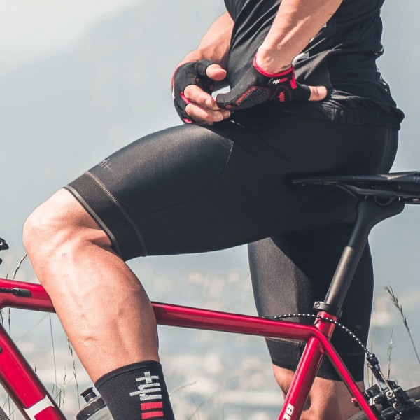 Prime Trägerhose kurz schwarz Prime Trägerhose kurz schwarz