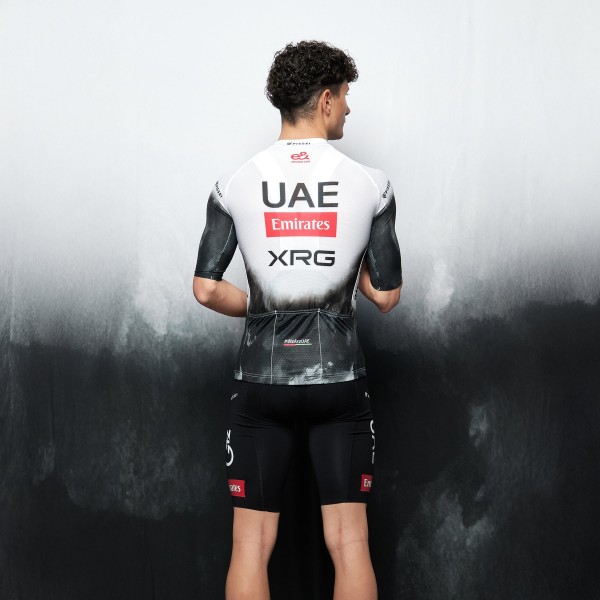 Herren UAE Team Emirates 2025 Pissei Magistrale Ultra trikot Radtrikot Kaufen