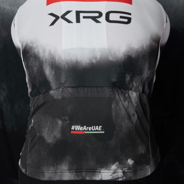 Herren Pissei UAE Team Emirates 2025 Magistrale trikot Radtrikot Kaufen